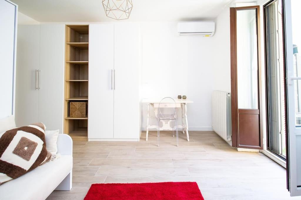 Palm Apartment มิลาน ภายนอก รูปภาพ
